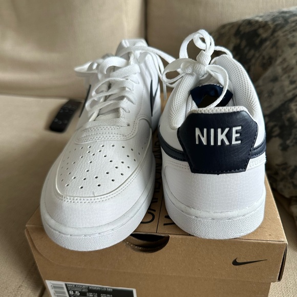 Nike Court Vision Low NN Men’s White/Navy Sneakers - Picture 3 of 5